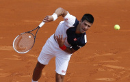 Djokovic đau tay vẫn hủy diệt đối thủ