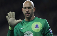 Everton giữ chân Tim Howard đến năm 2018