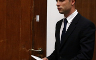 Tình tiết mới trong vụ án 'người không chân' Oscar Pistorius sát hại bạn gái