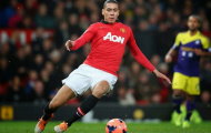 Arsenal bất ngờ hỏi mua Smalling