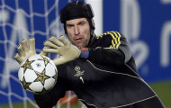 Petr Cech sẽ rời Chelsea nếu Courtois đến