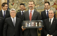 Hoàng gia Tây Ban Nha khích lệ cả Real và Atletico