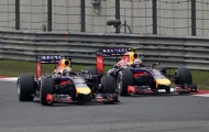 Sebastian Vettel bị nghi kèn cựa đàn em