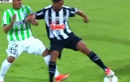 Video: Ronaldinho qua người quá đỉnh tại Copa Libertadores 2014