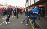 Chọc tức Gerrard, fan Chelsea bị đấm túi bụi