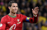 Bồ Đào Nha muốn Ronaldo có 4 vệ sĩ, Pháp cấm vận xà phòng cục