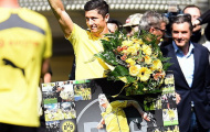 Robert Lewandowski suýt khóc chia tay người hâm mộ Borussia Dortmund