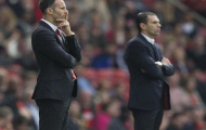 Giggs và thất bại đầu tiên, CĐV M.U nên thôi hội chứng đám đông