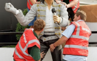 Fulham rớt hạng là vì... 'Vua nhạc Pop' Michael Jackson