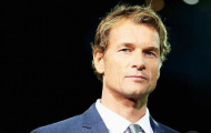 Jens Lehmann muốn theo nghiệp cầm quân