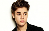 Justin Bieber bị tẩy chay khi đi xem bóng rổ