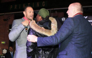 Boxing: Họp báo, Fury và Chisora suýt tẩn nhau