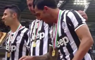 Video: Juventus nâng cao cúp vô địch Scudetto 2013/14