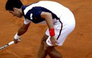 Video Rome Masters: Djokovic vẽ trái tim tặng khán giả quê nhà
