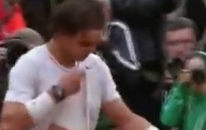 Video: Khoảnh khắc Nadal trở thành huyền thoại tại Roland Garros