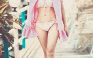 Hà Thu Next Top Model nóng bỏng ngày hè với bikini