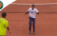 Video: Màn nhảy hip hop dưới mưa độc và lạ của Gael Monfils