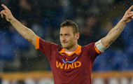 Totti sợ phải nghĩ đến việc giải nghệ