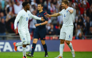 Hàng công 'Tam sư': Rooney sẽ bị lật đổ bởi Sturridge?