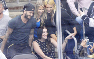 Con trai lém lỉnh nghịch râu Becks