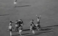 Video: Khoảnh khắc đánh võ giữa các cầu thủ Chile với Italia tại VCK World Cup 1962