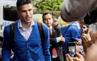Van Persie cùng đội tuyển Hà Lan tươi tắn đặt chân đến Brazil