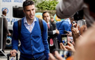 Van Persie bất ngờ gặp họa, Van Gaal lo tái mặt