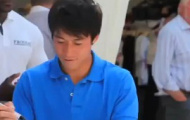 Video: Nishikori được chào đón nồng nhiệt khi tới Halle