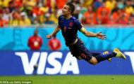Van Persie được tạc tượng ở quê nhà