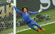 Brazil 0-0 Mexico: Thủ môn… thất nghiệp làm nản lòng đội chủ nhà