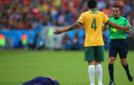 Tim Cahill và Van Persie rủ nhau nghỉ lượt trận cuối