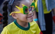 Vẻ đáng yêu của các fan nhí World Cup