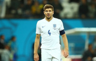 Anh quỵ ngã trước Uruguay: Điểm đen Gerrard