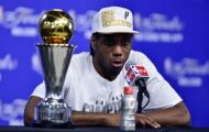 Kawhi Leonard sướng phát điên khi Spurs vô địch NBA