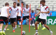 HLV Joachim Loew lo ngại mặt sân cỏ ở Castelao