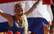 Những cô gái Hà Lan đốt cháy World Cup 2014