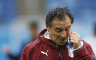 Buffon và De Rossi ép HLV Prandelli từ chức