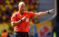 Sanchez và Scolari cãi nhau ỏm tỏi vì Howard Webb