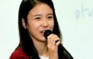 Chùm ảnh: Cộng đồng mạng vỡ mộng vì sự thật của MC 'siêu xinh' Hàn Quốc
