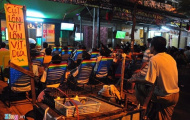 Không khí VCK World Cup ở Việt Nam: Hà Nội im ắng, Sài Gòn trắng đêm