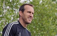 Mark Schwarzer ở lại Chelsea thêm 1 năm nữa