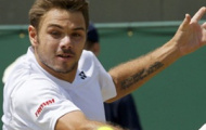 Video Wimbledon: Wawrinka bắt volley khiến Lopez không đỡ nổi