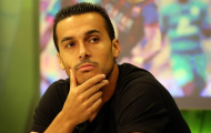 Barca phũ phàng với Pedro, vuốt ve Sanchez