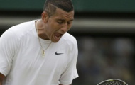 Video Wimbledon: Kyrgios ghi dấu ấn với cú passing độc nhất vô nhị