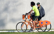 Chán xế hộp, Neymar đạp xe tới sân tập