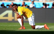 Big Phil mạnh tay chém Jo, Fred, đôn Hulk đá cắm