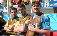 Wenger chèo kéo Casillas về London