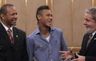 Cha của Neymar bị cáo buộc tham gia bán vé lậu