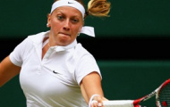 Video Wimbledon: Cú passing ma thuật của Kvitova