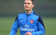 Chi 10 triệu bảng, MU dự kiến có trung vệ Vermaelen